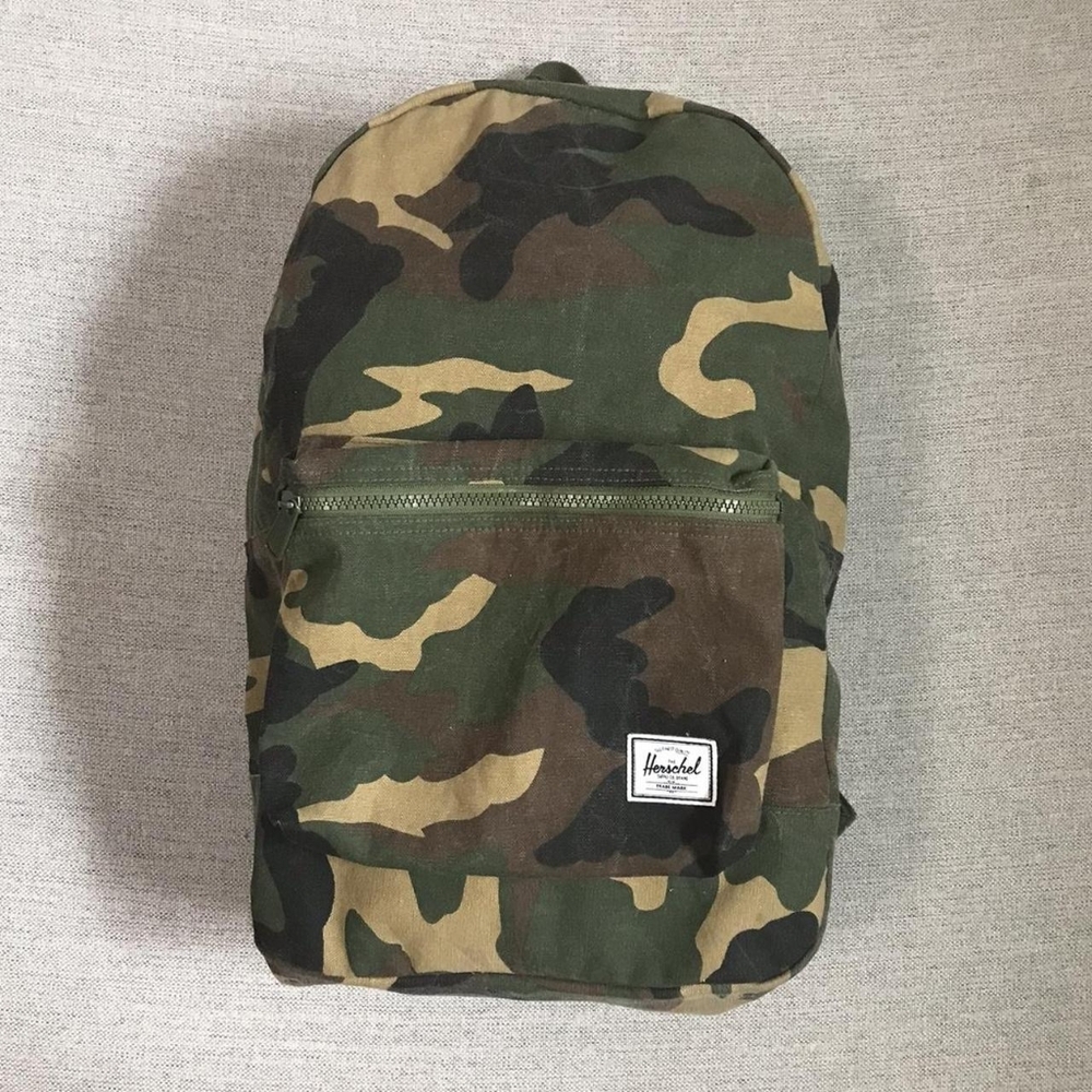 Herschel camouflage multi color backpack